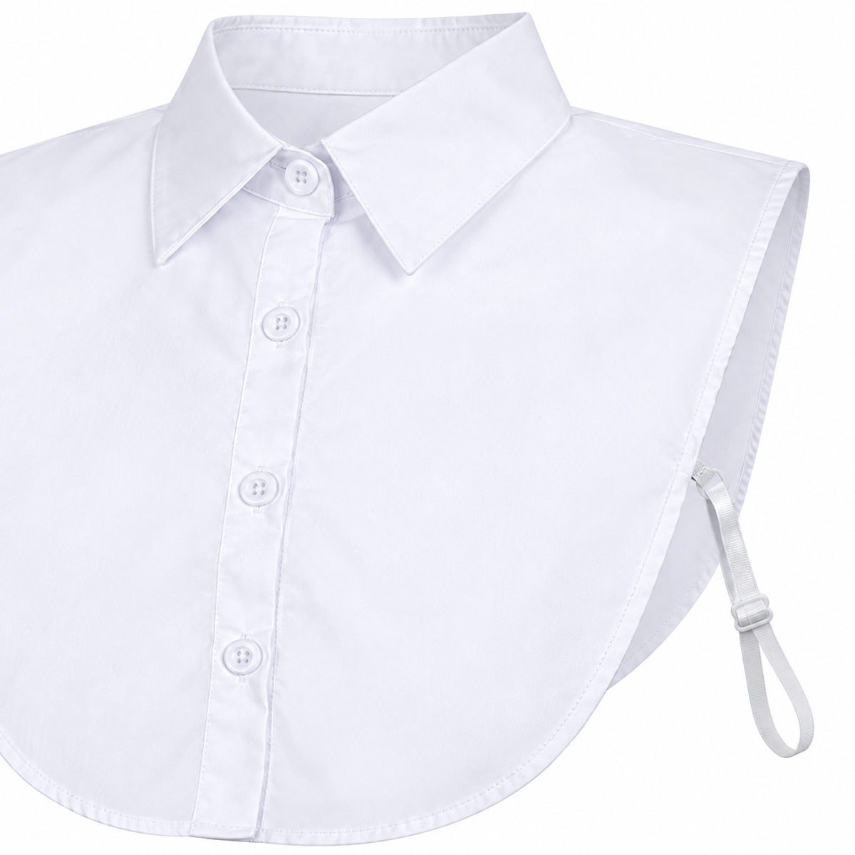 Detalle frontal de la nueva referencia: cuello, cuatro botones blancos y tira con regulador.